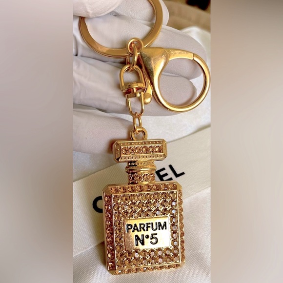 Accessories - Beautiful Gold Tone Keychain or Bag Charm with Rhinestones, NWOT!